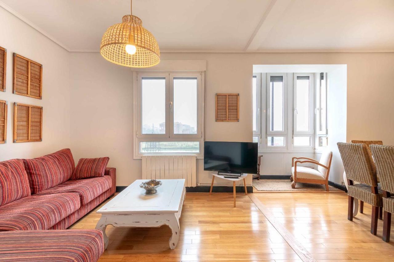 Apartamento Kuia Con Vistas Frontales A La Ria De Bilbao Cerca Del Metro Erandio المظهر الخارجي الصورة